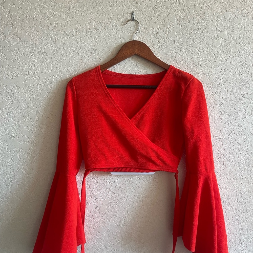 Red top - Picture 2 of 2